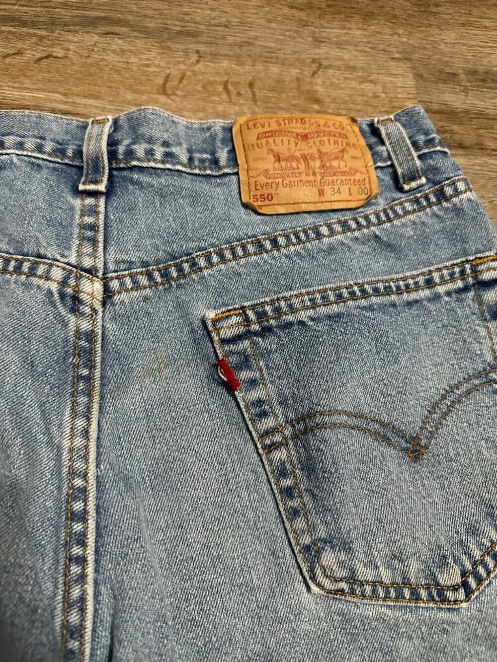 Vintage Levis 550 Mens Jean Shorts Relaxed Fit Size 34 Denim USA 90's